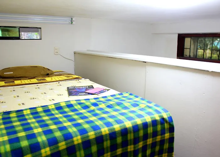 Royalty Inn